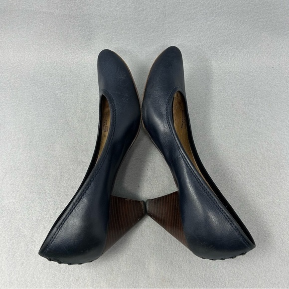 Frye Women's Heels Regina Pump Leather 9.5M Slip on Shoe Kitten Heel Blue. - Picture 9 of 12